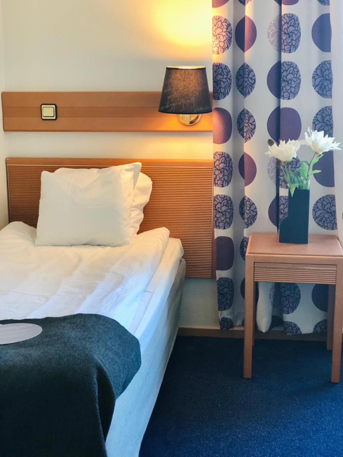 Arena Hotell Vänersborg Екстериор снимка