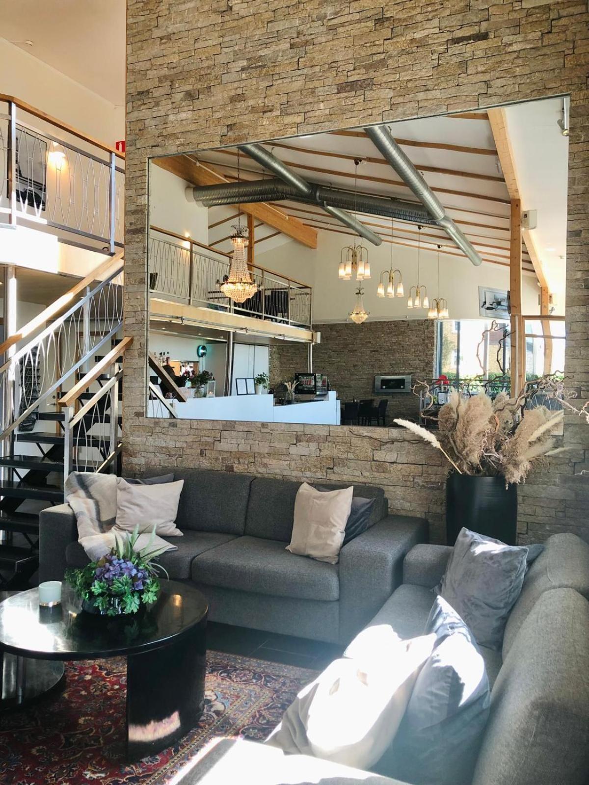 Arena Hotell Vänersborg Екстериор снимка